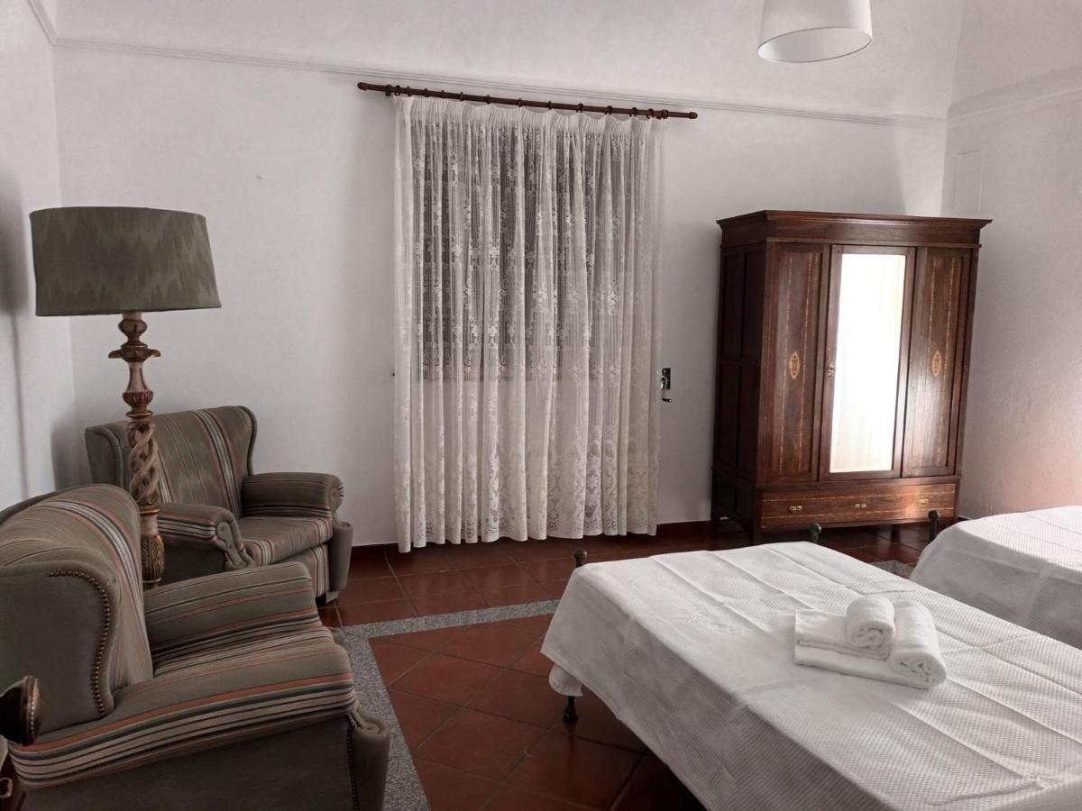 Casa Morais Pinto Apartment Reguengos de Monsaraz Exterior photo